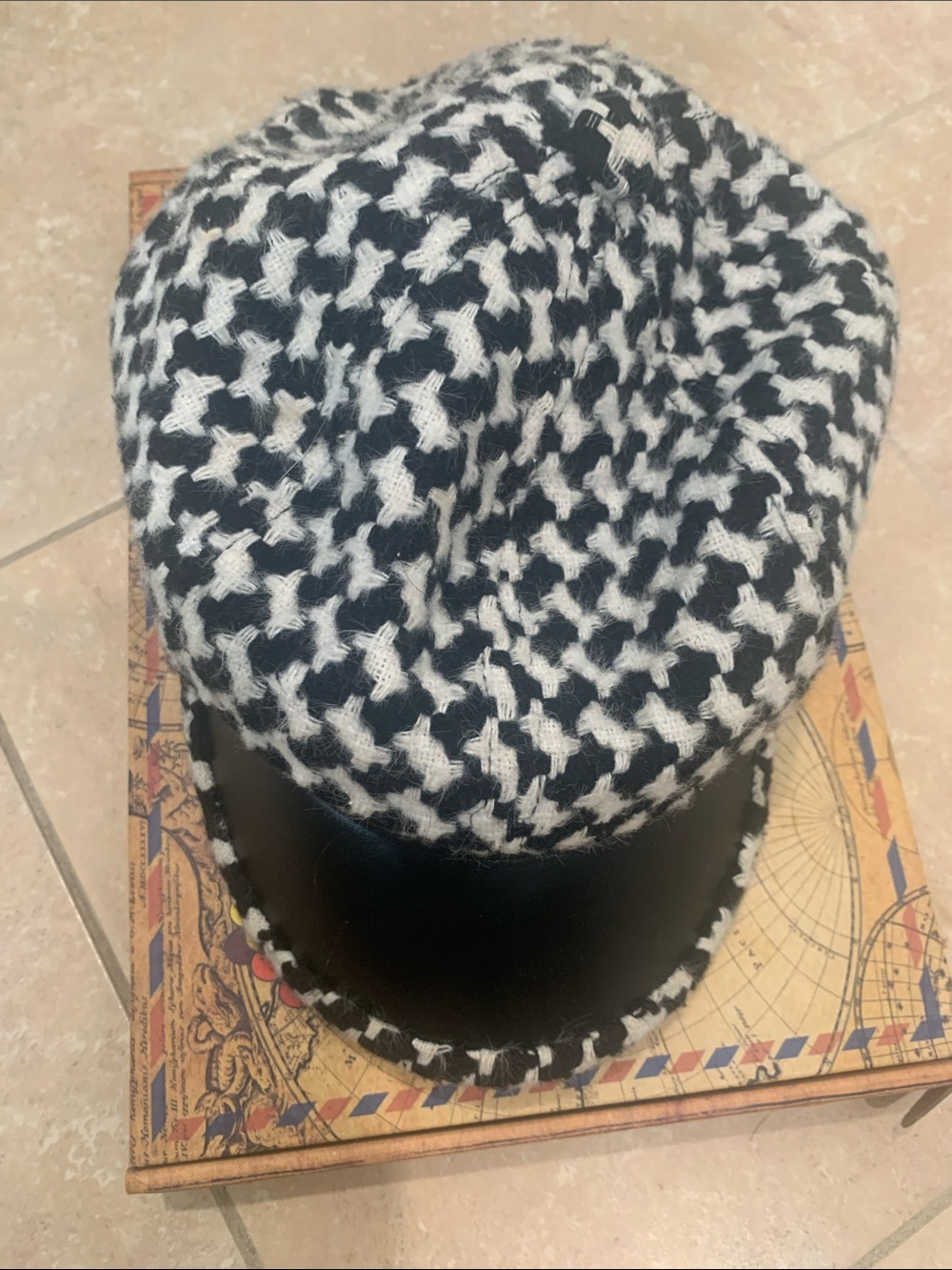 Kensie Newsboy Cap
